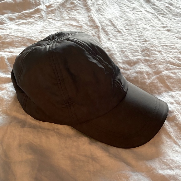 Athleta Accessories - Athleta URX black baseball hat